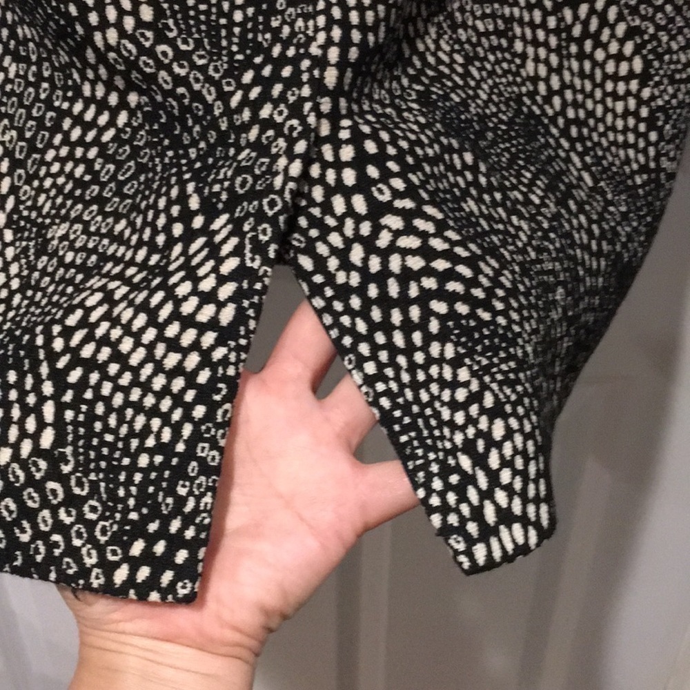 Ann Taylor EUC pencil skirt sz 10 black & white - Picture 7 of 9